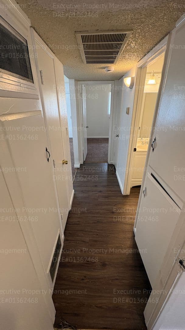 Bakersfield Apartment: 2190 Monterey St