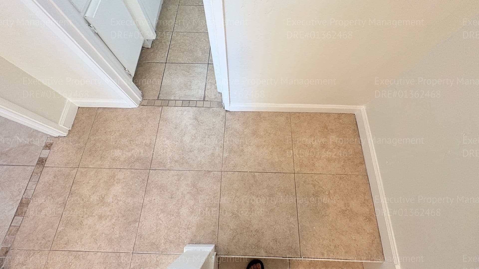 Bakersfield Apartment: 1405 Pacific St