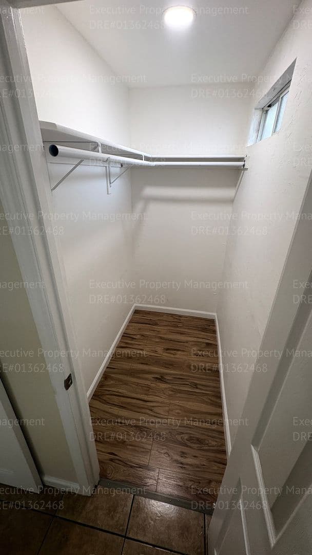 Bakersfield House: 125 Madison St