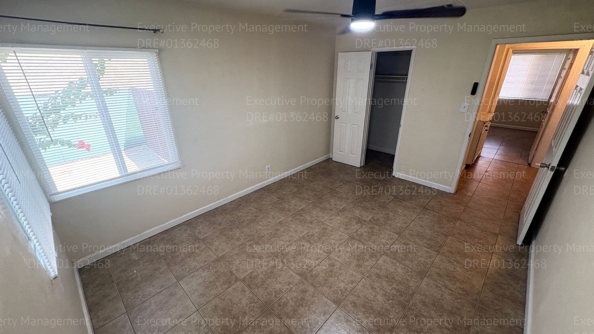 Bakersfield House: 125 Madison St