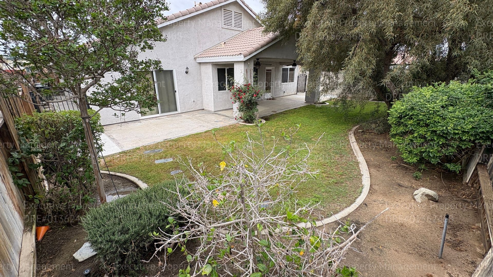 Bakersfield House: 13306 Cheyenne Mountain Dr