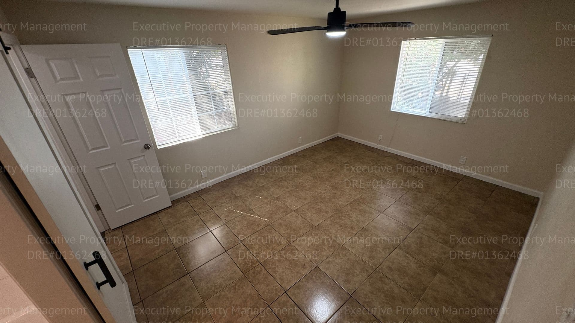Bakersfield House: 125 Madison St