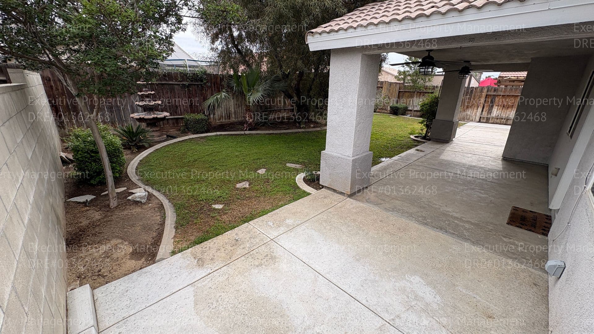 Bakersfield House: 13306 Cheyenne Mountain Dr