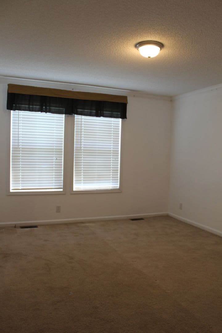 Goldsboro House: 110 Fisher Drive