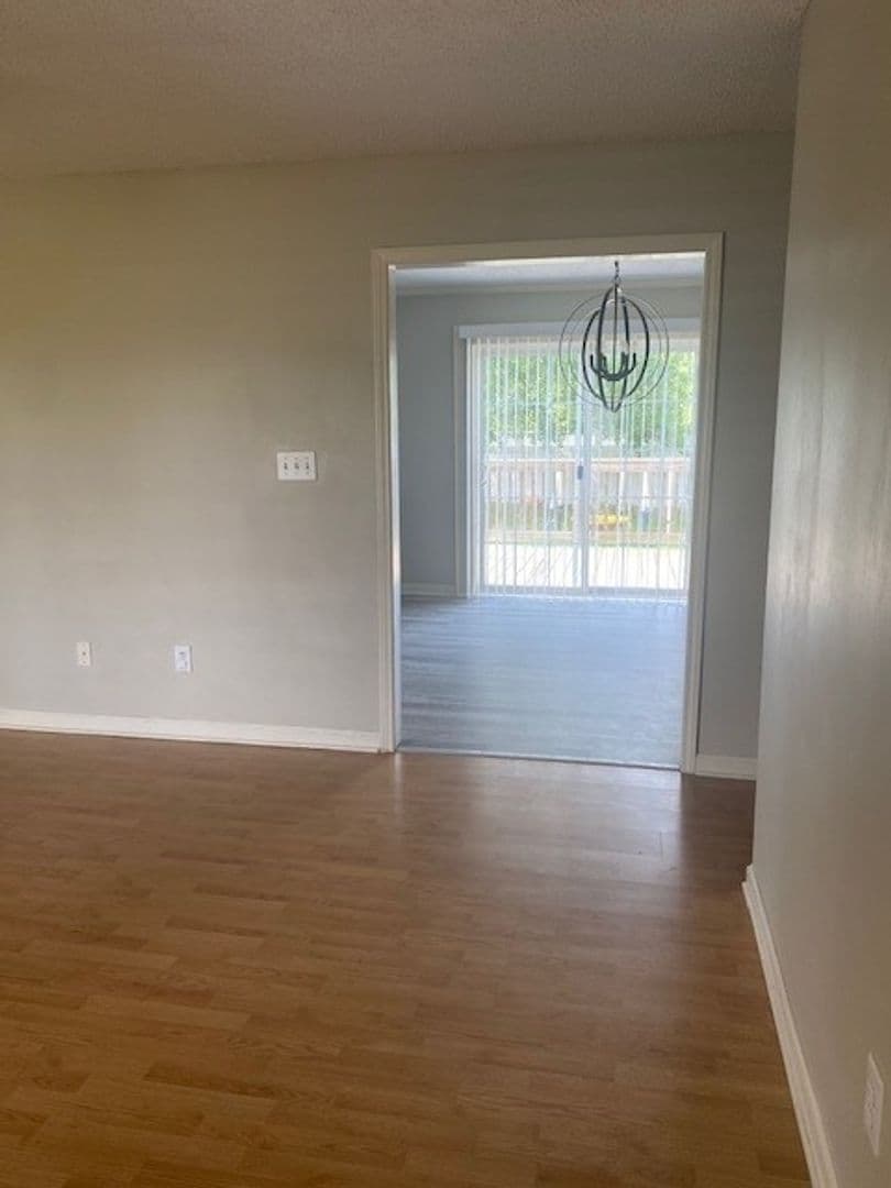 Pikeville House: 105 Labonte Dr