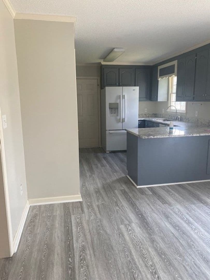 Pikeville House: 105 Labonte Dr