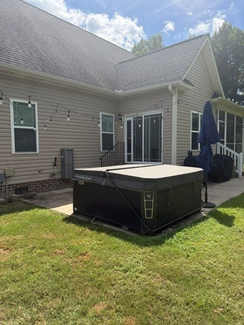 Goldsboro House: 207 Waverly Dr