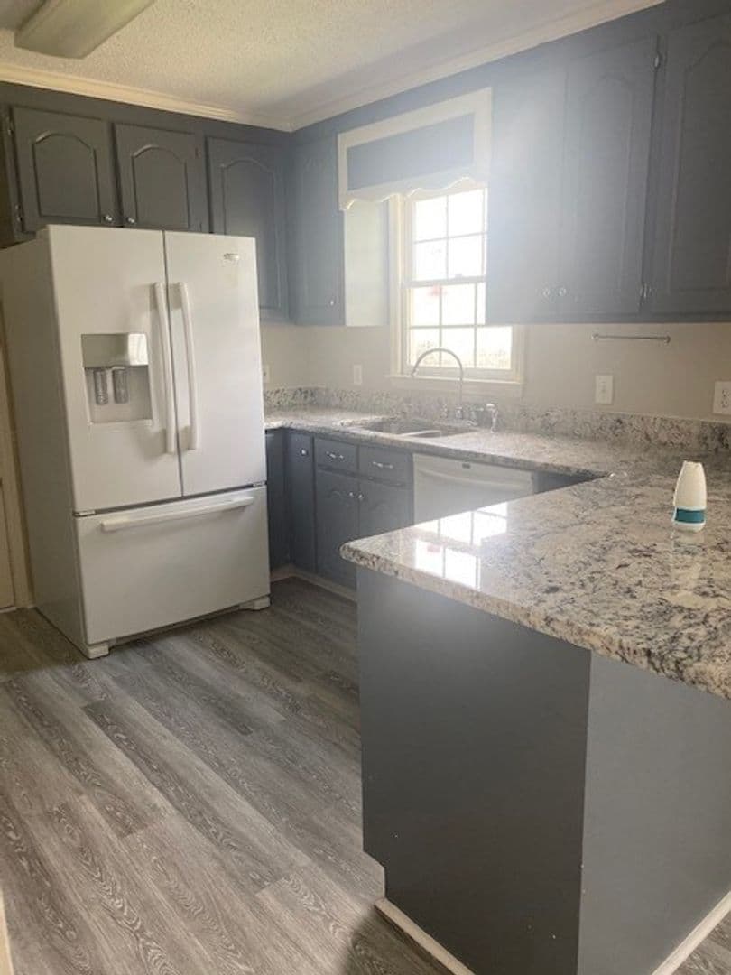 Pikeville House: 105 Labonte Dr