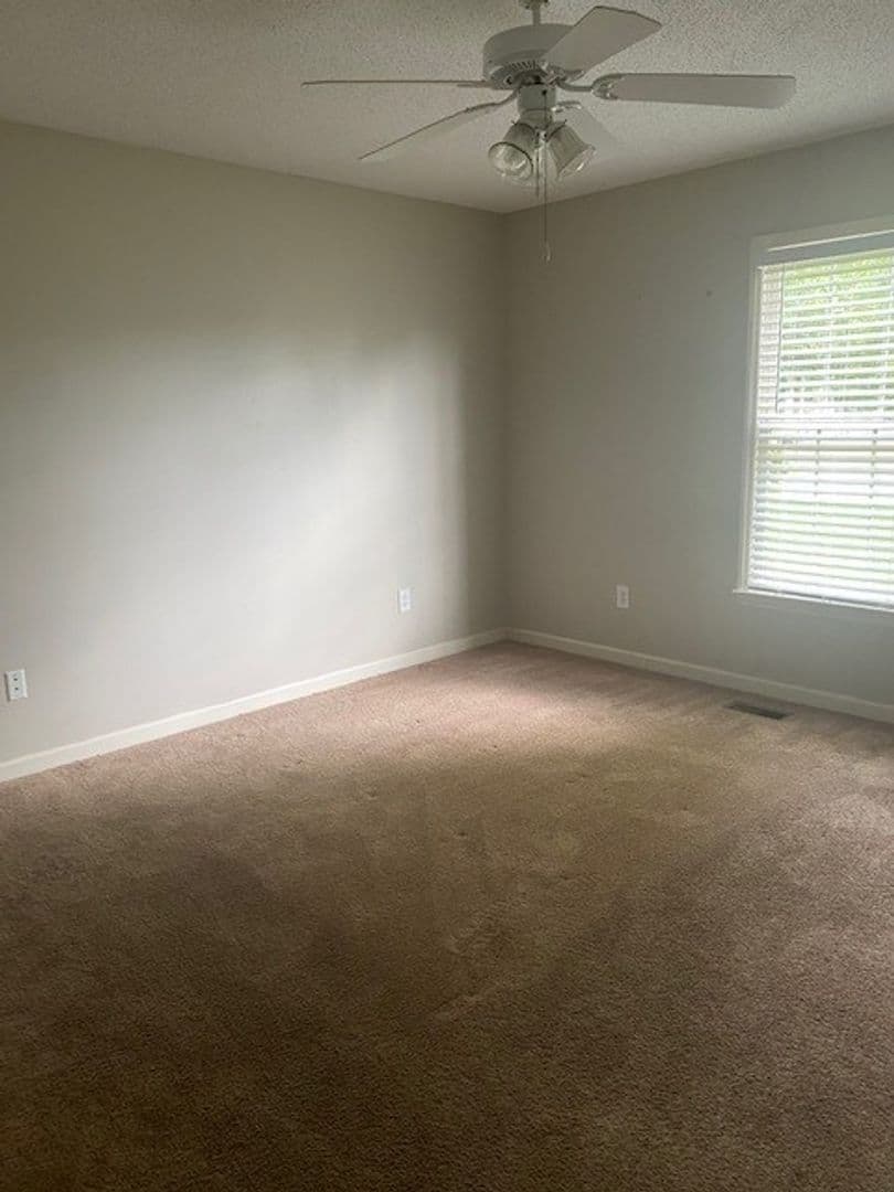Pikeville House: 105 Labonte Dr