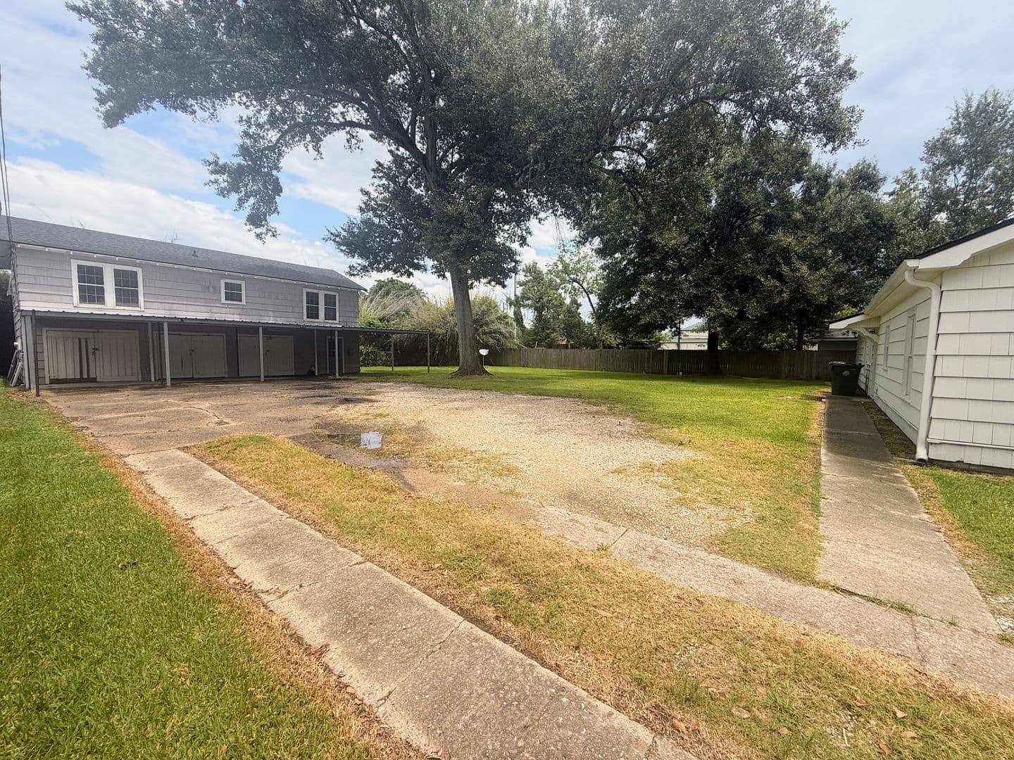Lake Charles House: 1315 1/2 8th Street