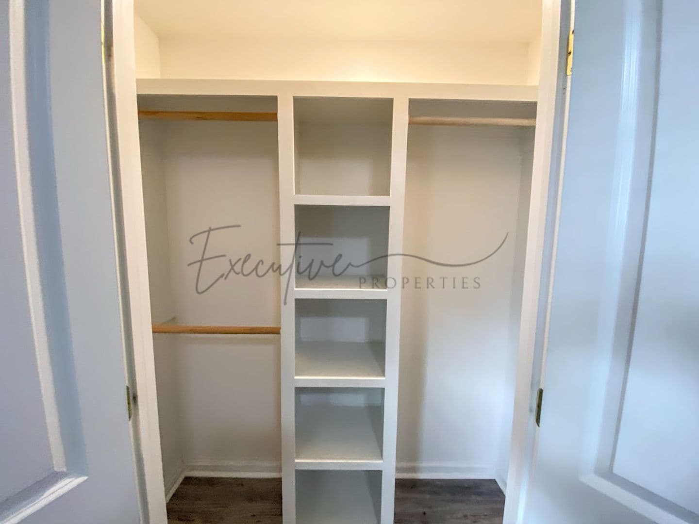 Iowa Apartment: 204 South Welty Avenue