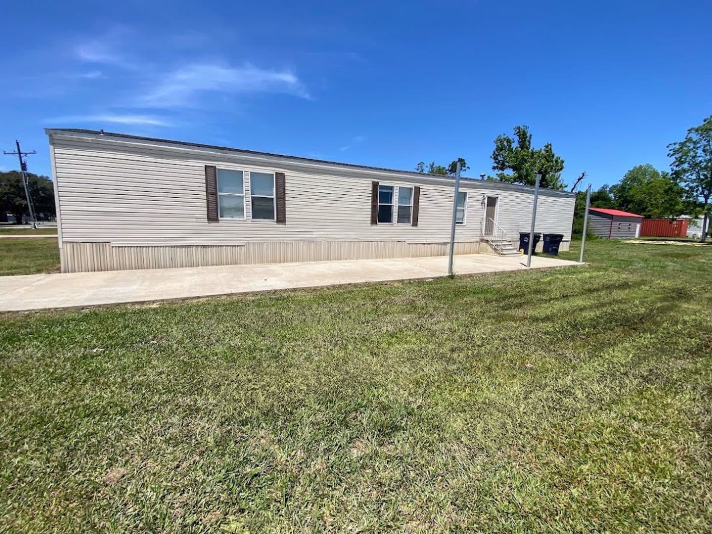 Bell City House: 114 Dennis Lane