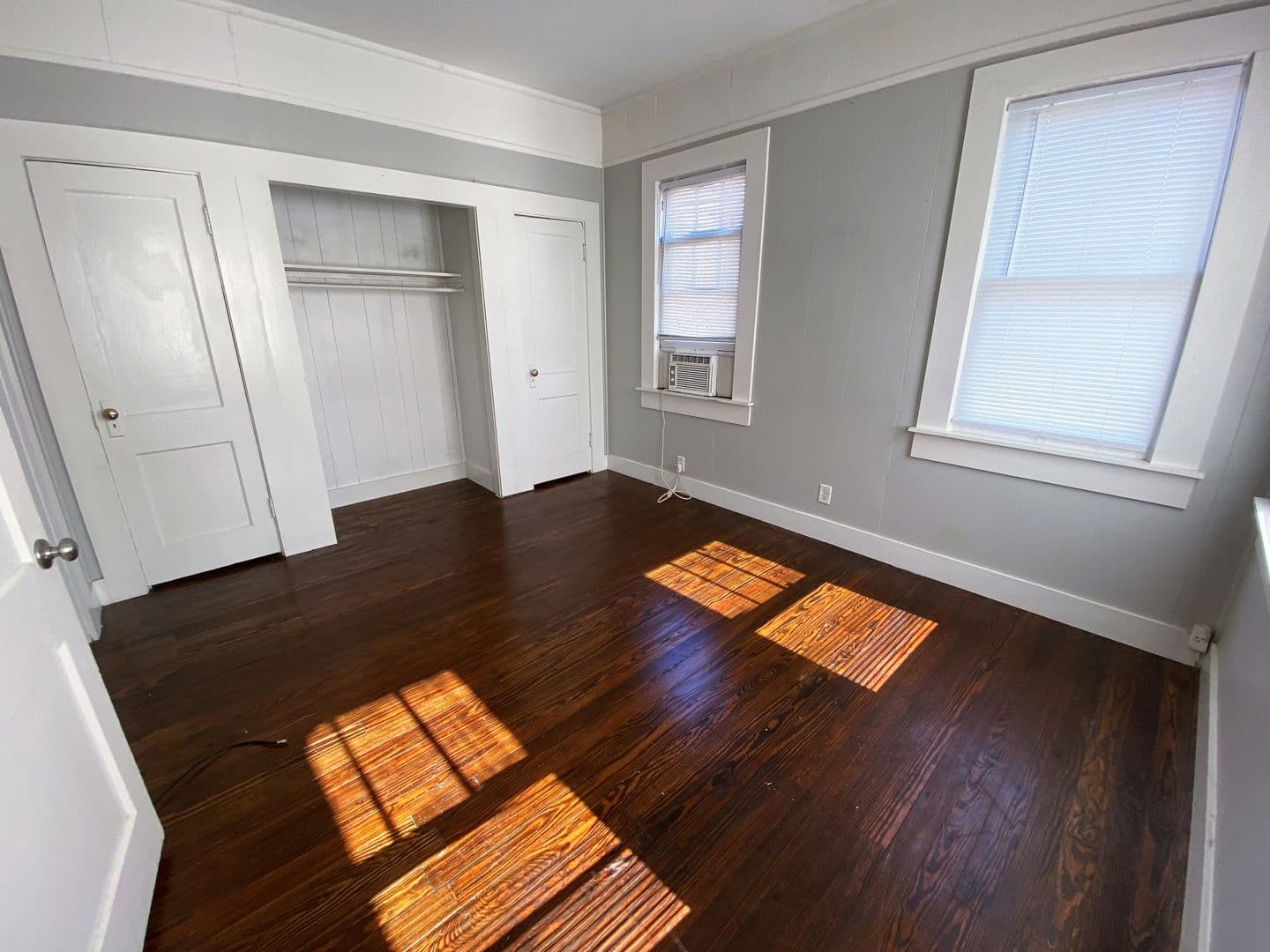 Lake Charles Apartment: A-B 411 1/2 Pryce Street