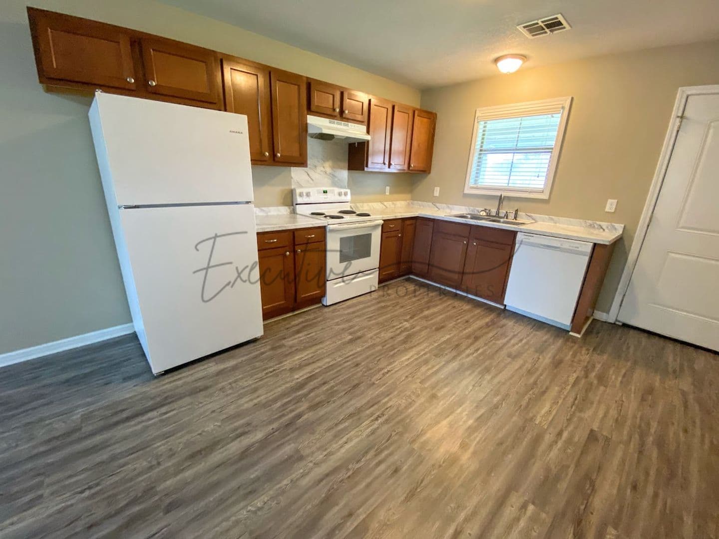 Iowa Apartment: 204 South Welty Avenue