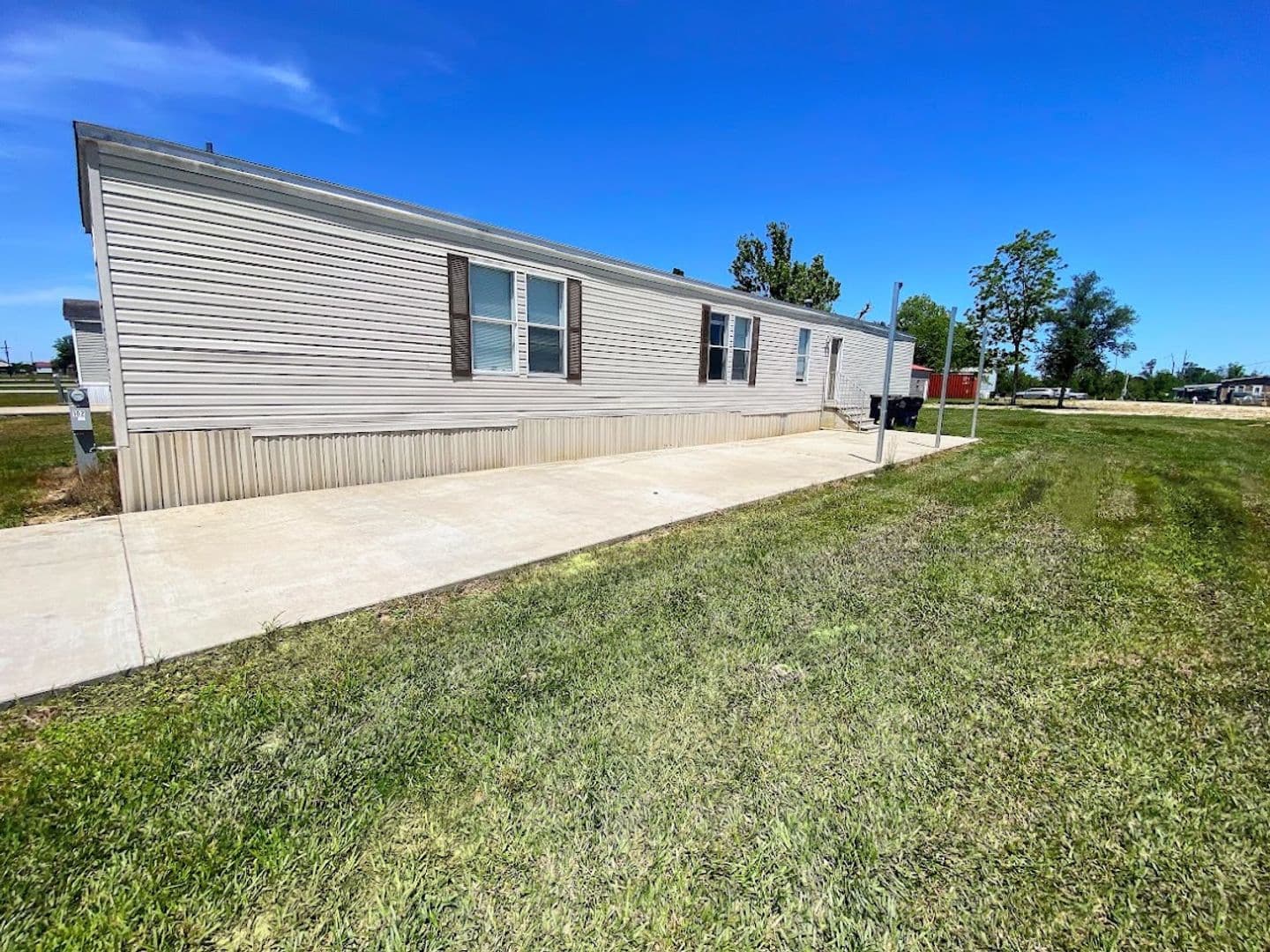Bell City House: 114 Dennis Lane