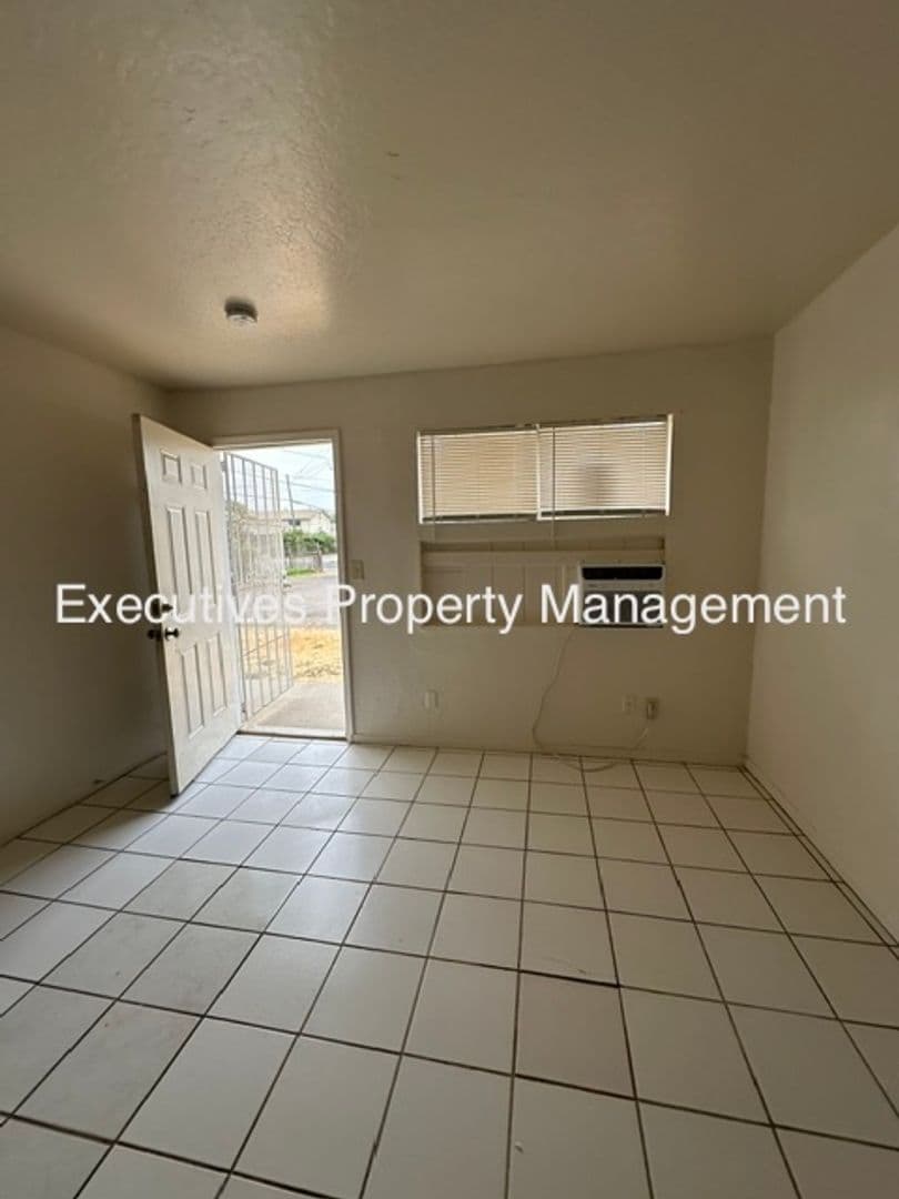 Merced Apartment: M St