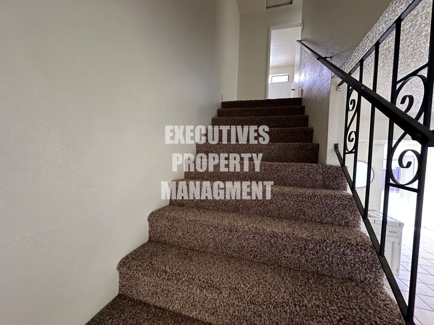 Atwater Apartment: Determine Dr