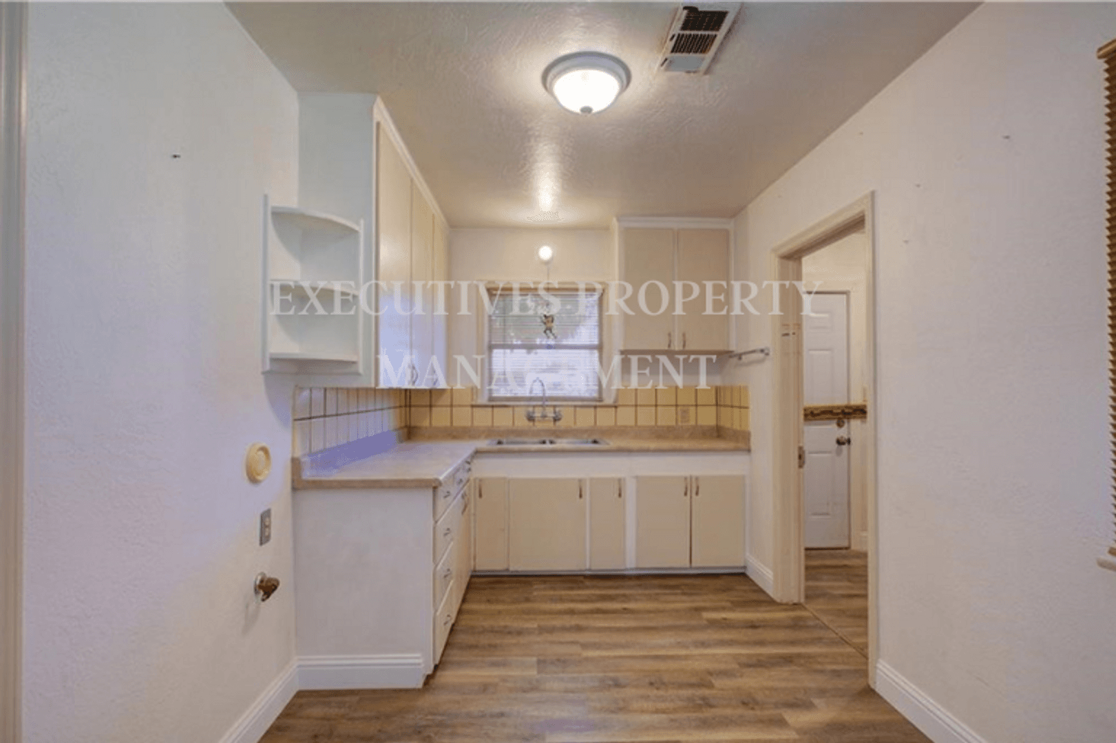 Merced House: 859 W. 21st Street