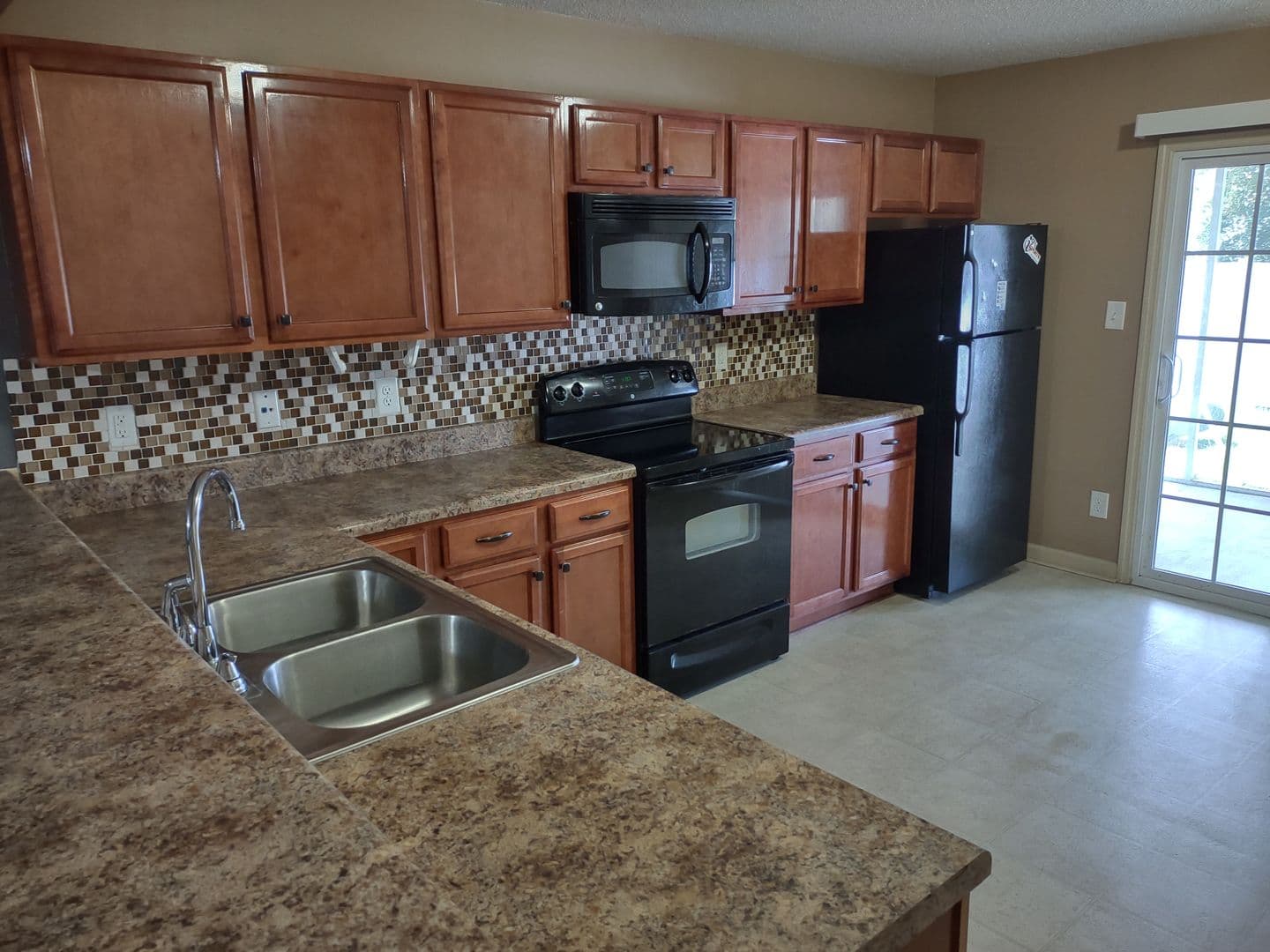 Jacksonville Townhome: 3007 Grandeur Ave