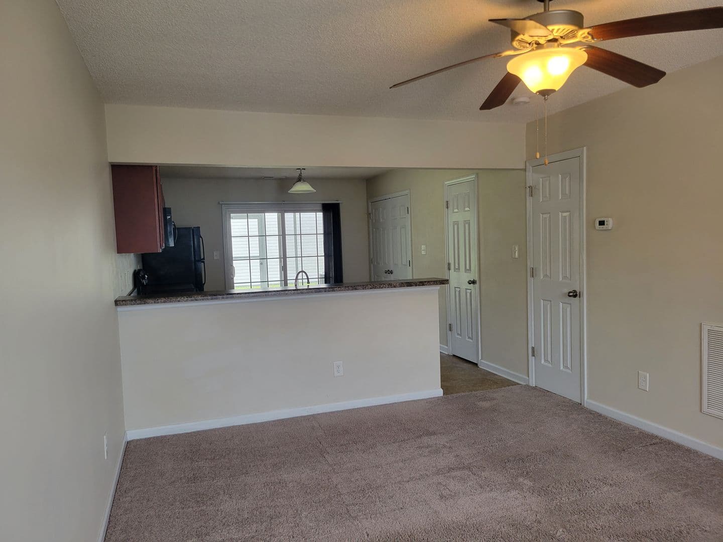 Jacksonville House: 1002 Ornate Drive