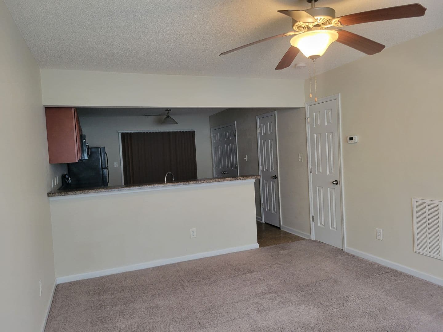Jacksonville House: 1002 Ornate Drive