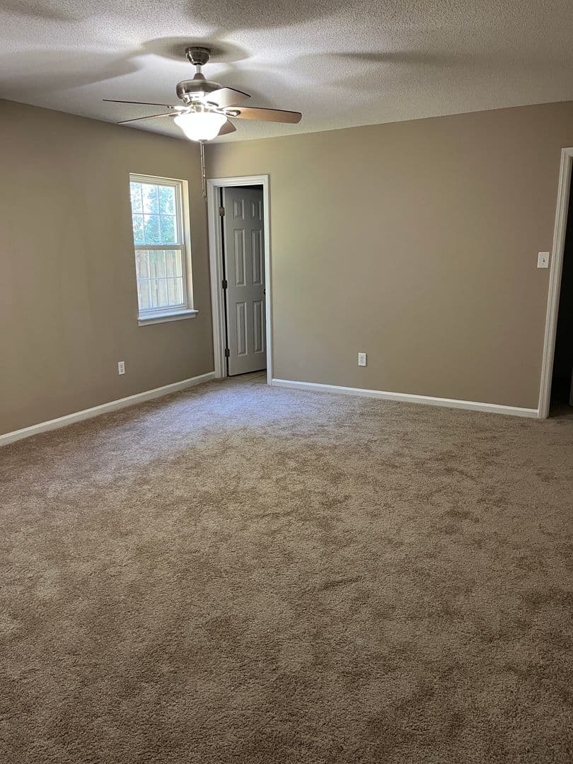 Jacksonville House: 3002 Derby Run Road