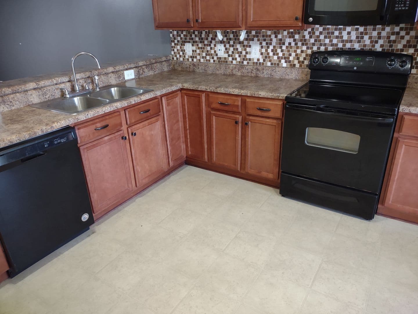 Jacksonville Townhome: 3007 Grandeur Ave