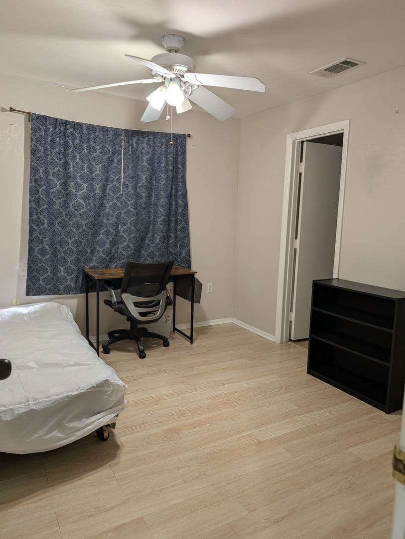 Gainesville Apartment: 4000 SW 23 Street, Unit 1-306