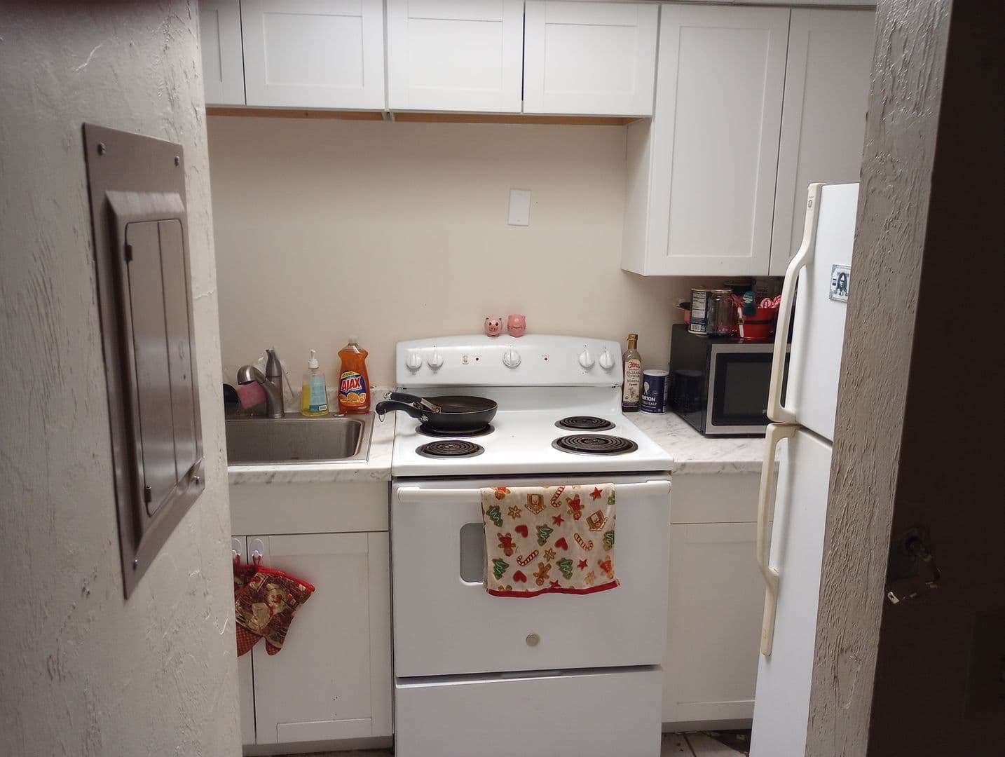 Gainesville Condo: 613 SW 75th St. - 111