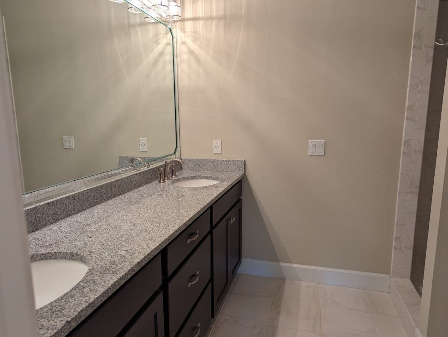 Gainesville House: 2365 NW 33rd Pl