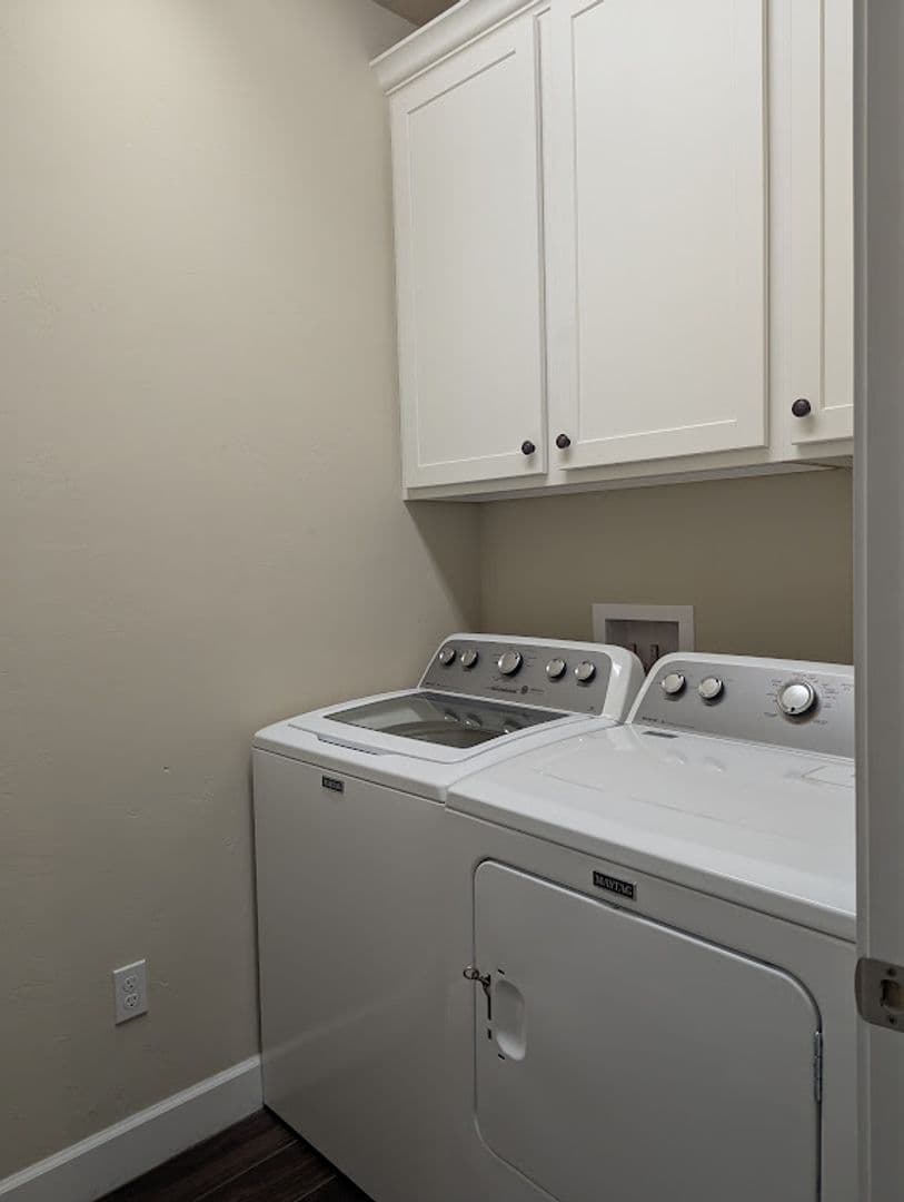Gainesville House: 2365 NW 33rd Pl