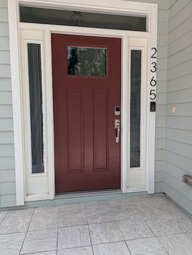 Gainesville House: 2365 NW 33rd Pl