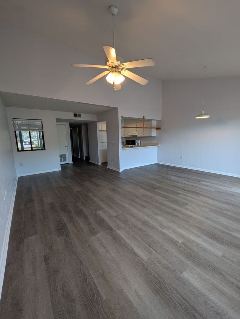Gainesville House: 4342 SW 20th Lane
