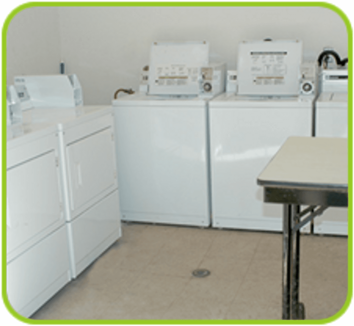 Gainesville Condo: 613 SW 75th St. - 111
