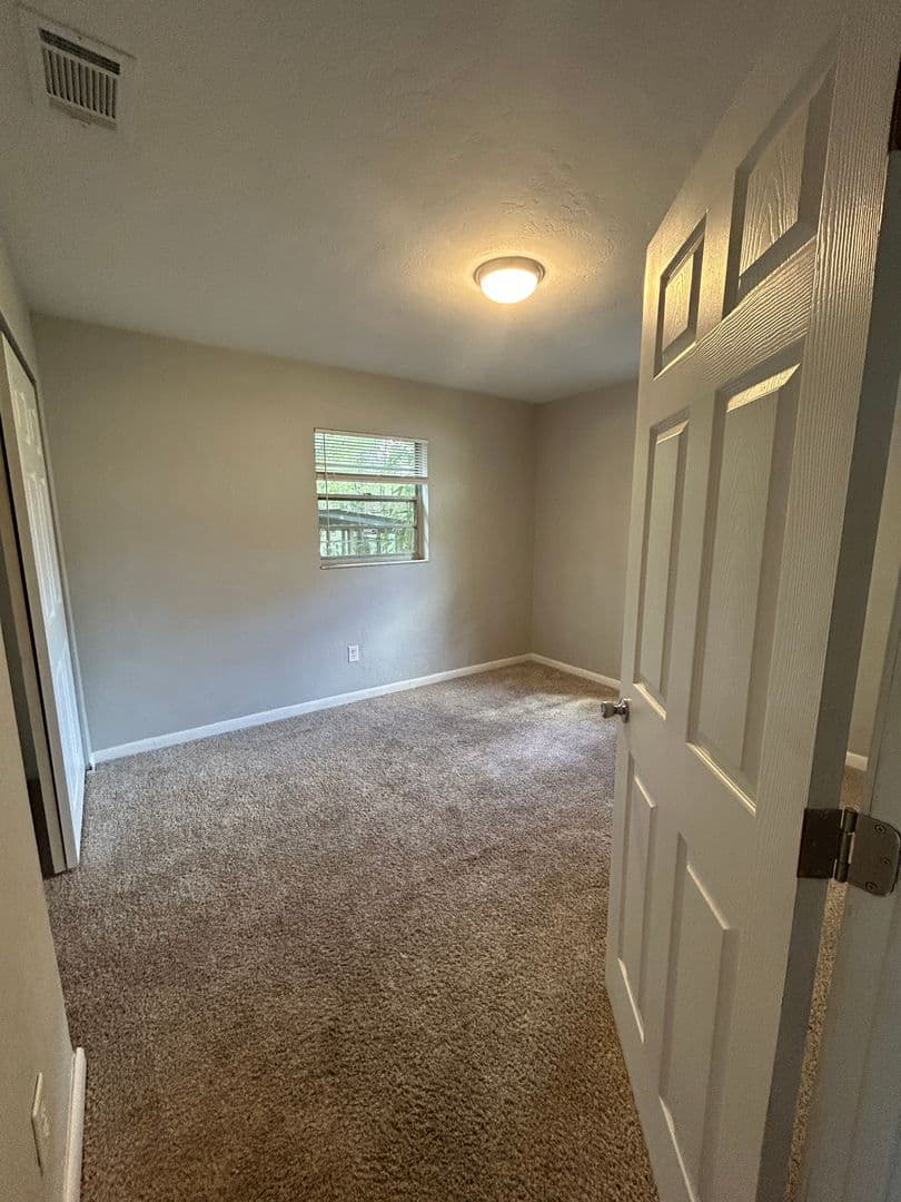 Gainesville Apartment: 2212 SE 36th Ter