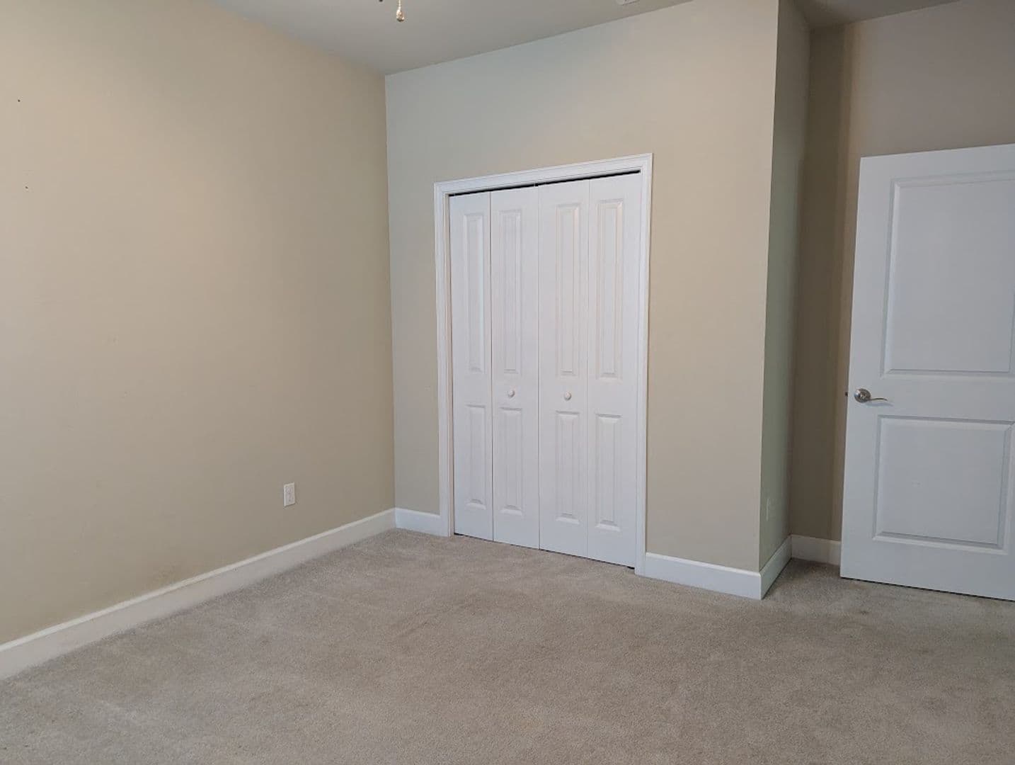 Gainesville House: 2365 NW 33rd Pl