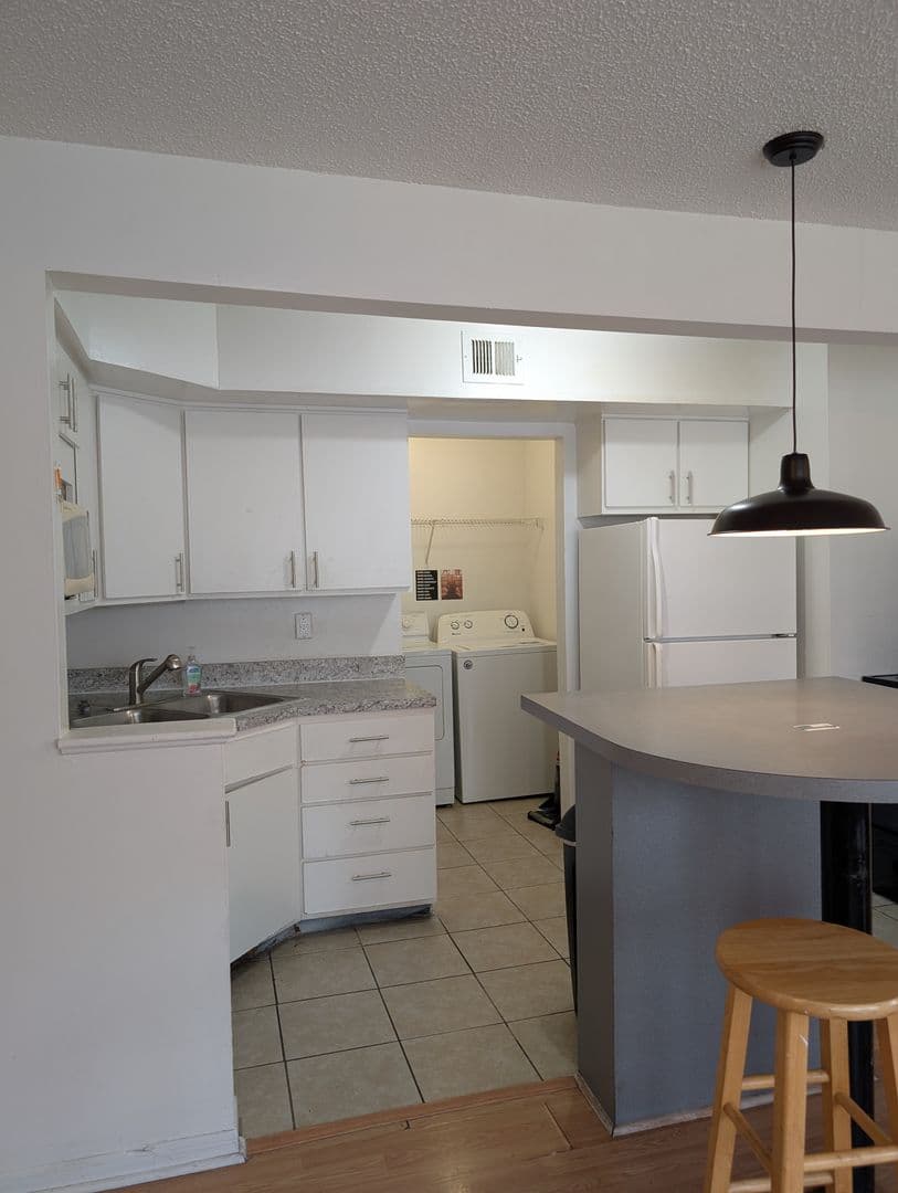 Gainesville Apartment: 2601 SW Archer Road, Unit A-203