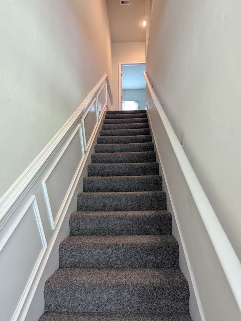 Gainesville House: 2365 NW 33rd Pl