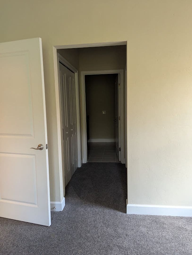Gainesville House: 2365 NW 33rd Pl