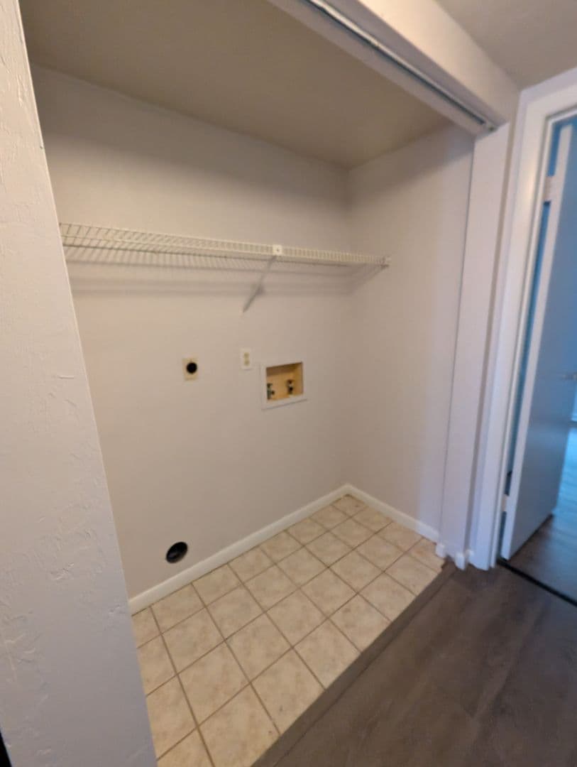 Gainesville House: 4342 SW 20th Lane