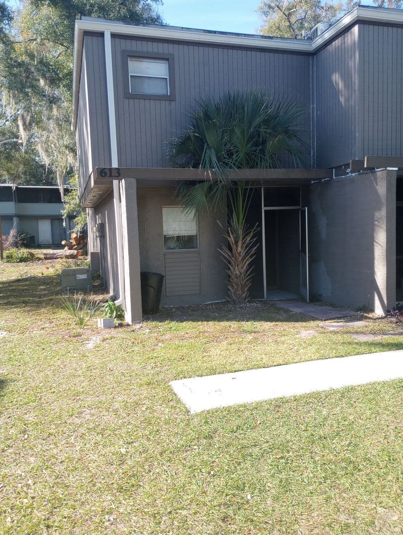 Gainesville Condo: 613 SW 75th St. - 111