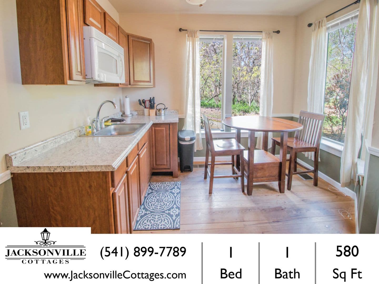 Jacksonville House: 180 E F Street