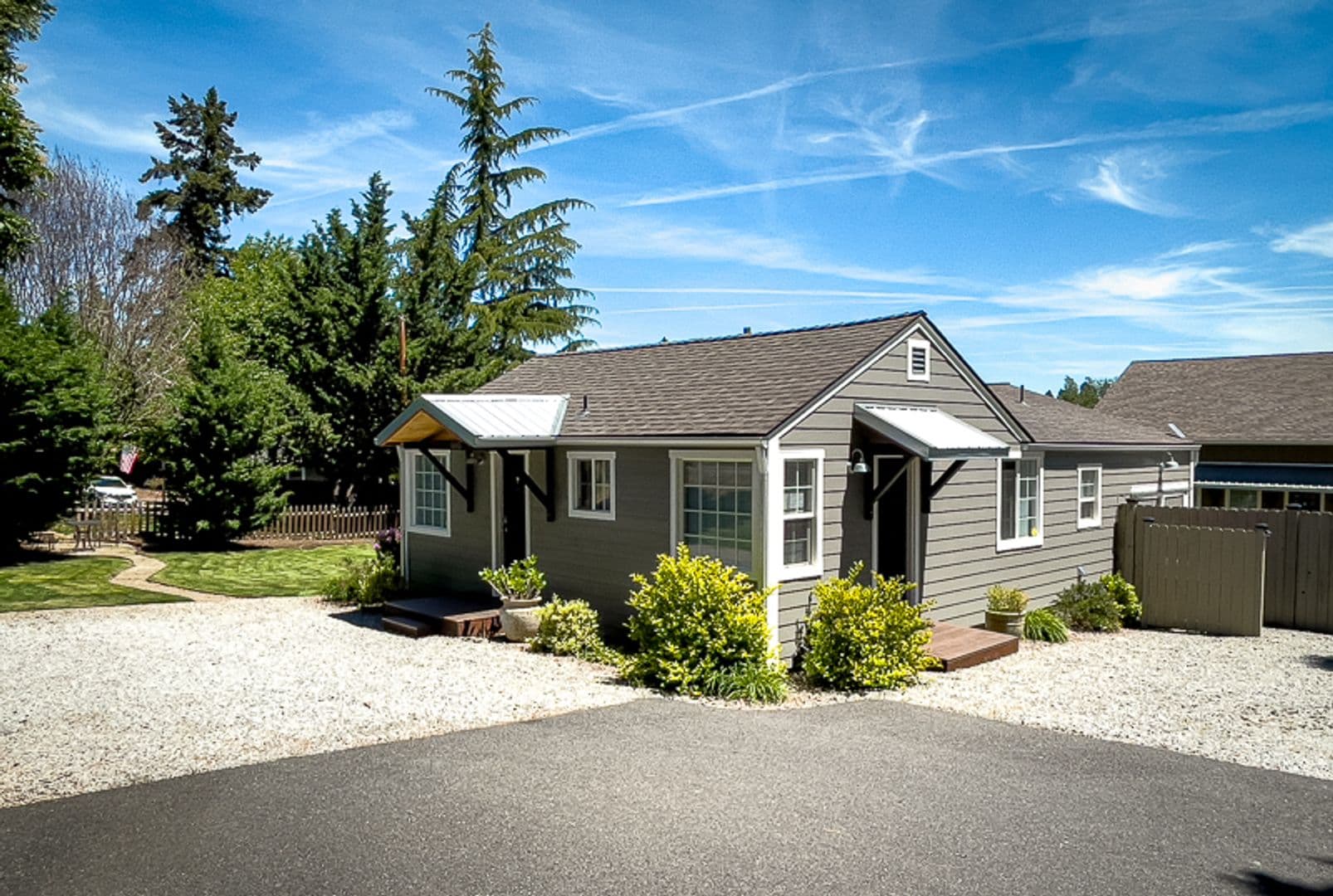 Jacksonville House: 660 N Oregon Street