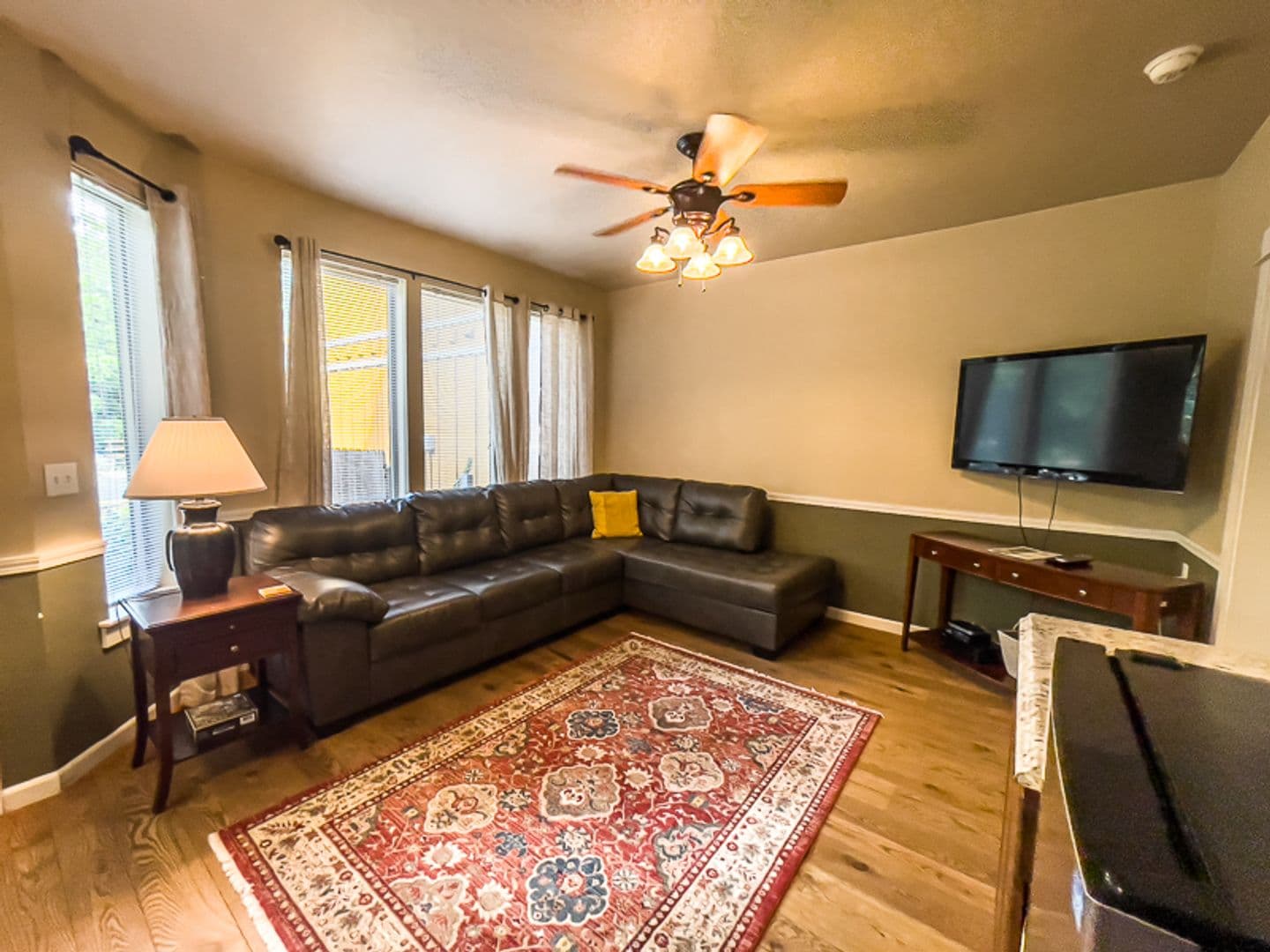Jacksonville House: 180 E F Street
