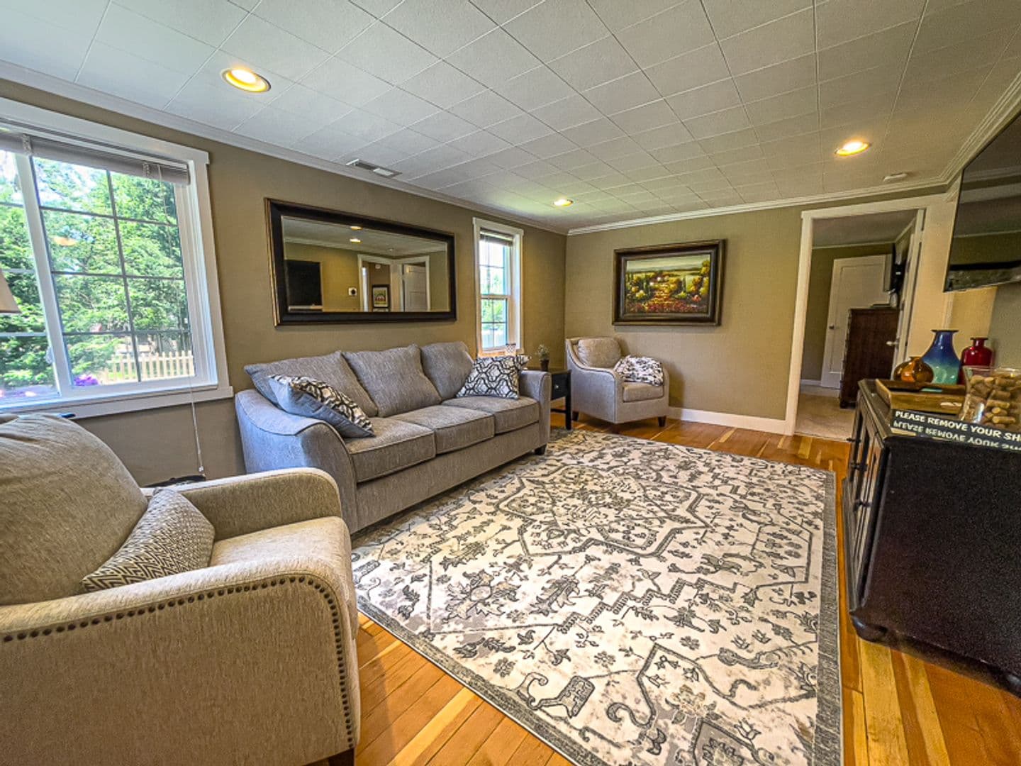 Jacksonville House: 660 N Oregon Street