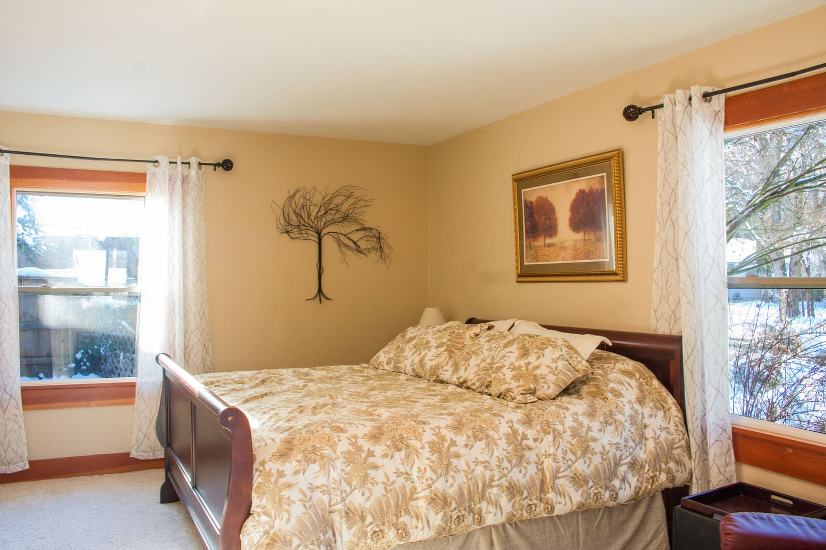 Jacksonville House: 525 South 3rd Street