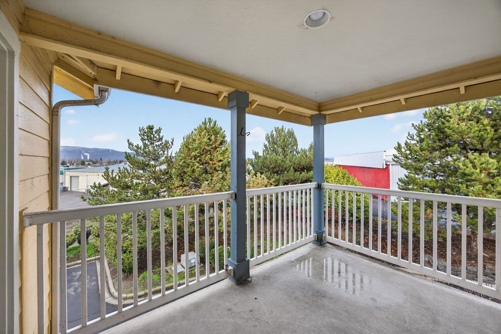 Medford House: 2529 Corona #C