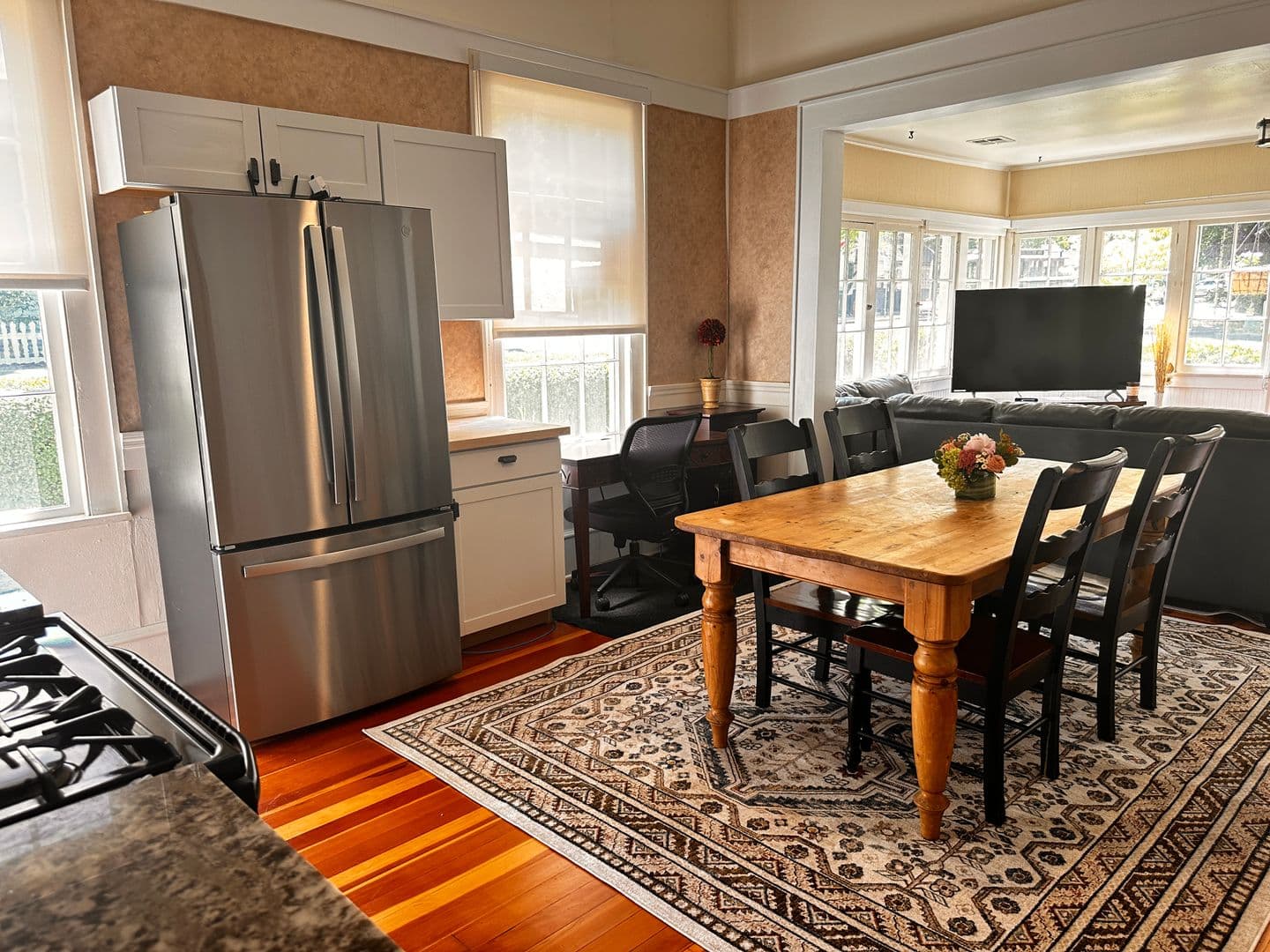 Jacksonville House: 160 West C Street Unit A