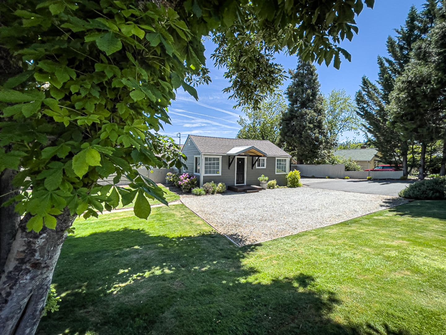 Jacksonville House: 660 N Oregon Street