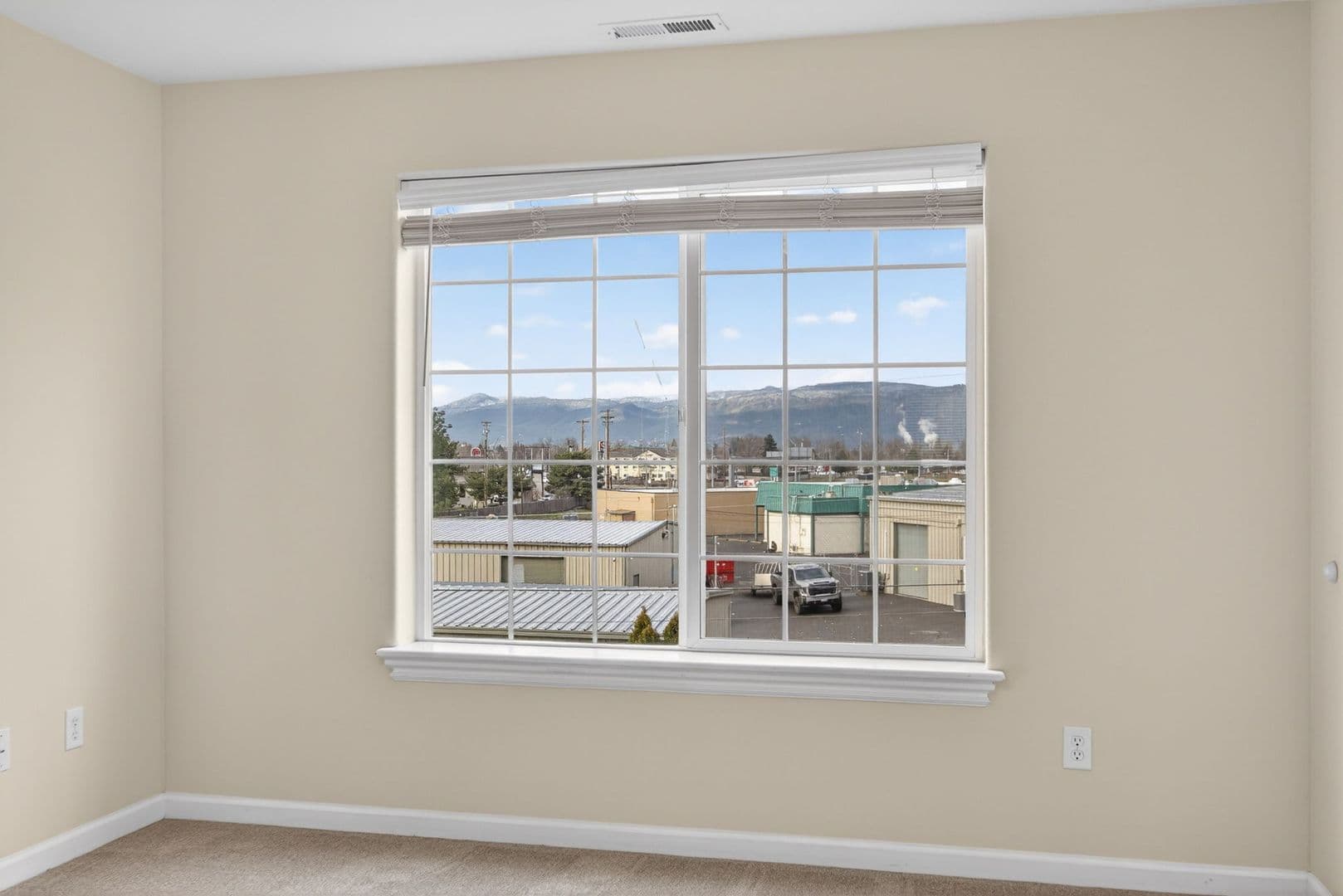 Medford House: 2529 Corona #C